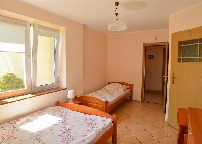 Деревянный коттедж I U Reni